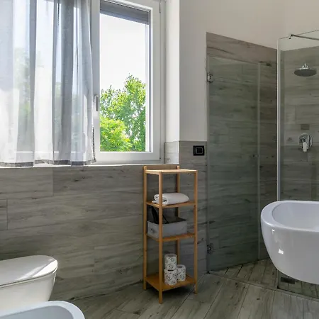 Aprica16 Loft House 아파트